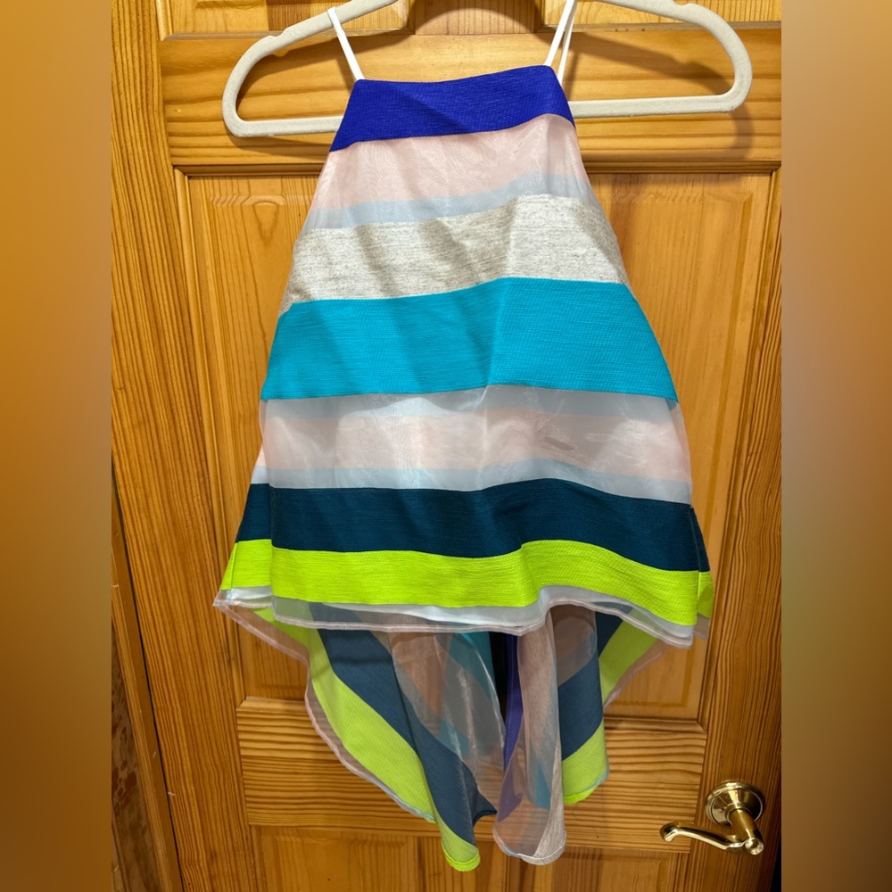 Milly top with tag